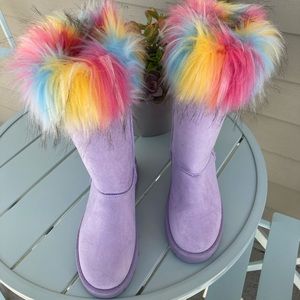 🌈Lavender Rainbow Fur Trimmed Boots💋